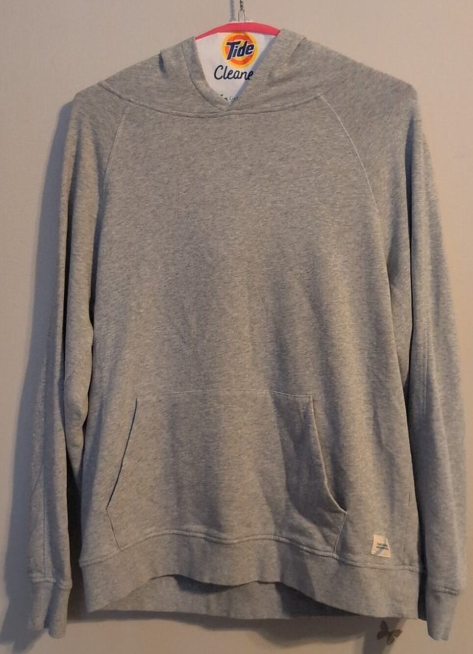 Fair Harbor Light Gray Hoodie Men's Medium Pullover Sweatshirt EUC